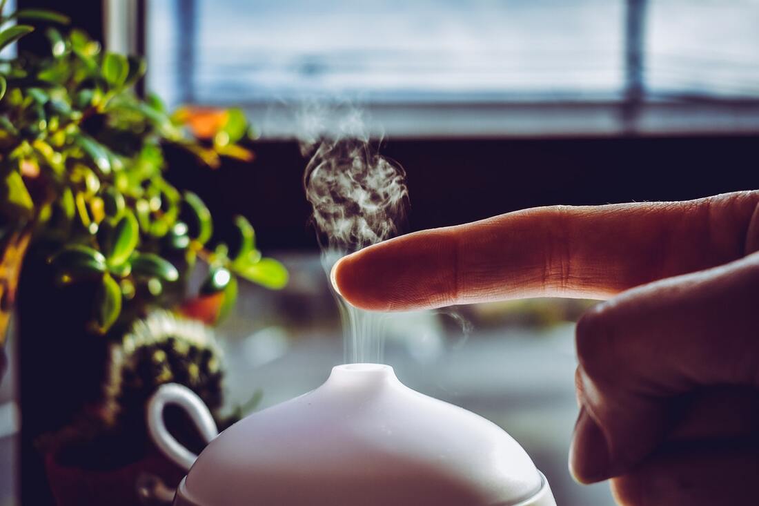 Desktop Humidifiers Can Help With Dry Skin, Breathing Problems and Some Can Even Be Used for Aromatherapy