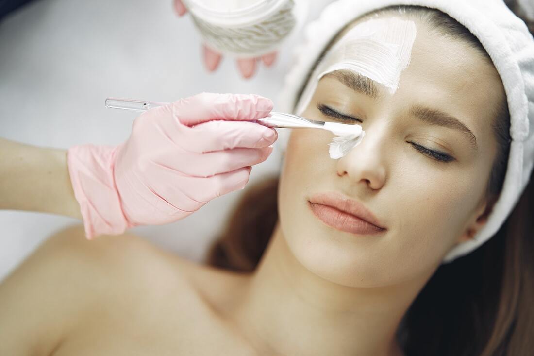 Facials Can Reduce Acne, Clogged Pores and Scarring